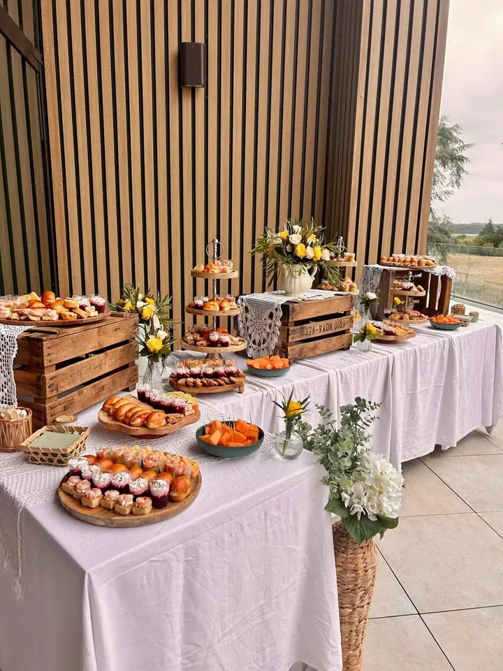 Buffet exterieur Au Comptoir de l'Épicurien